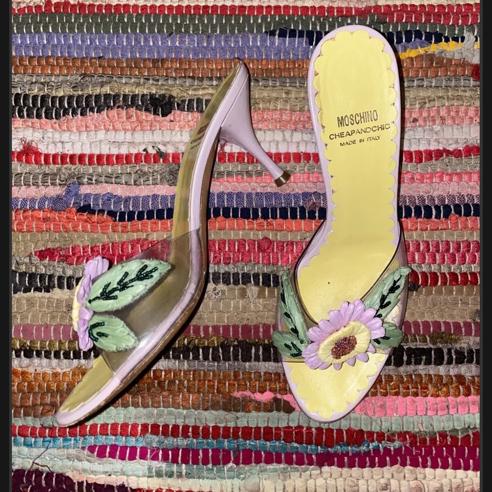 Vintage Floral Moschino Cheap And Chic Stiletto Heels Rare 7 / 37.5
